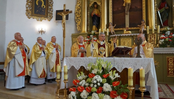 Odpust parafialny we wspomnienie bł. ks. Władysława Findysza